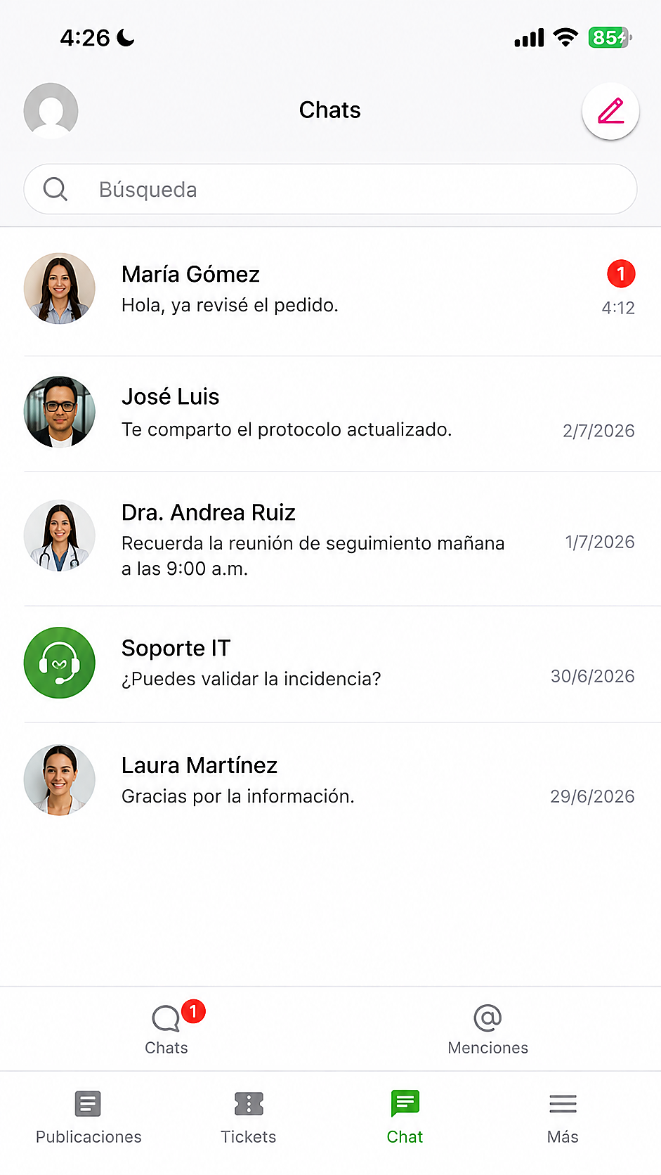 Pantalla móvil de CDC con el chat interno entre usuarios.